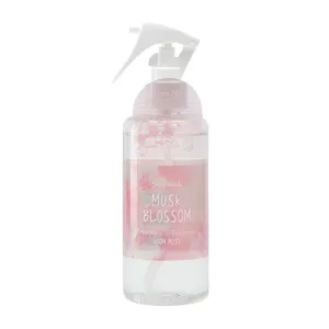 John's Blend Fragrance And Deodorant Room Mist Sakura 220ml