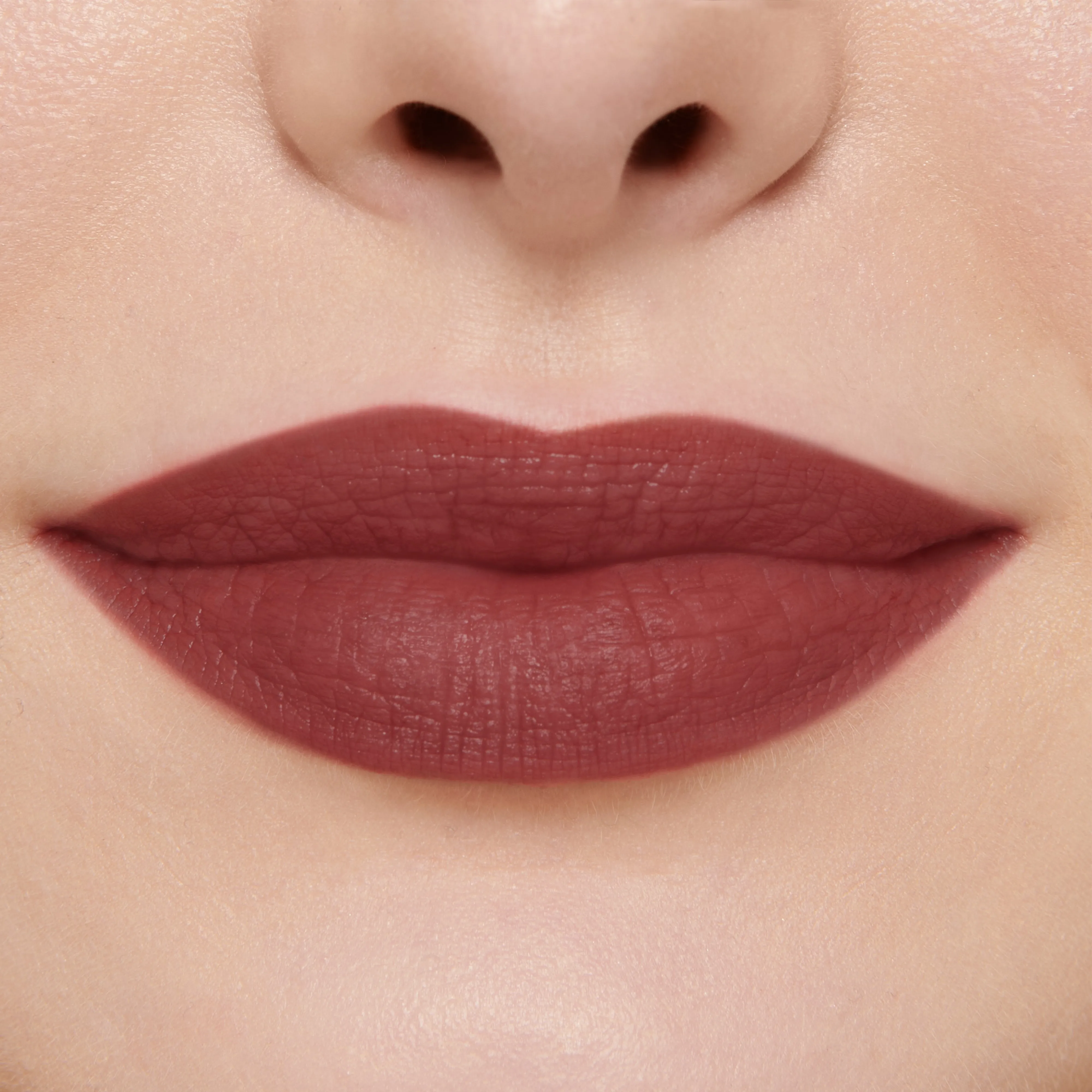 Velvet Sorcery (True Velvet Lip Colour)
